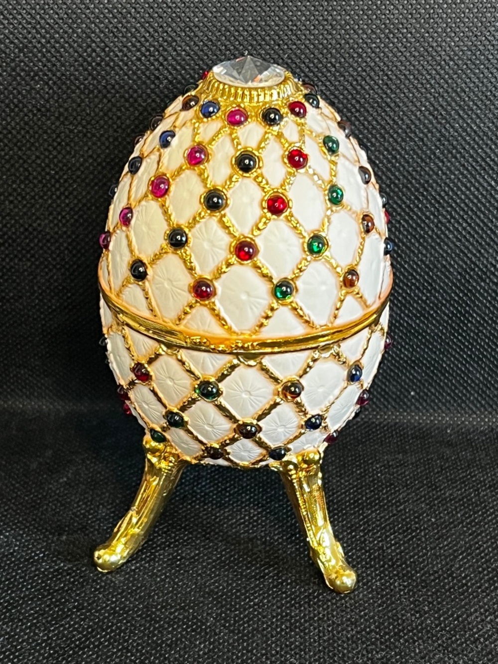 Vintage Japan Egg Music Box Sankyo Egg Trinket Box with Gold Tone Legs 1970’s